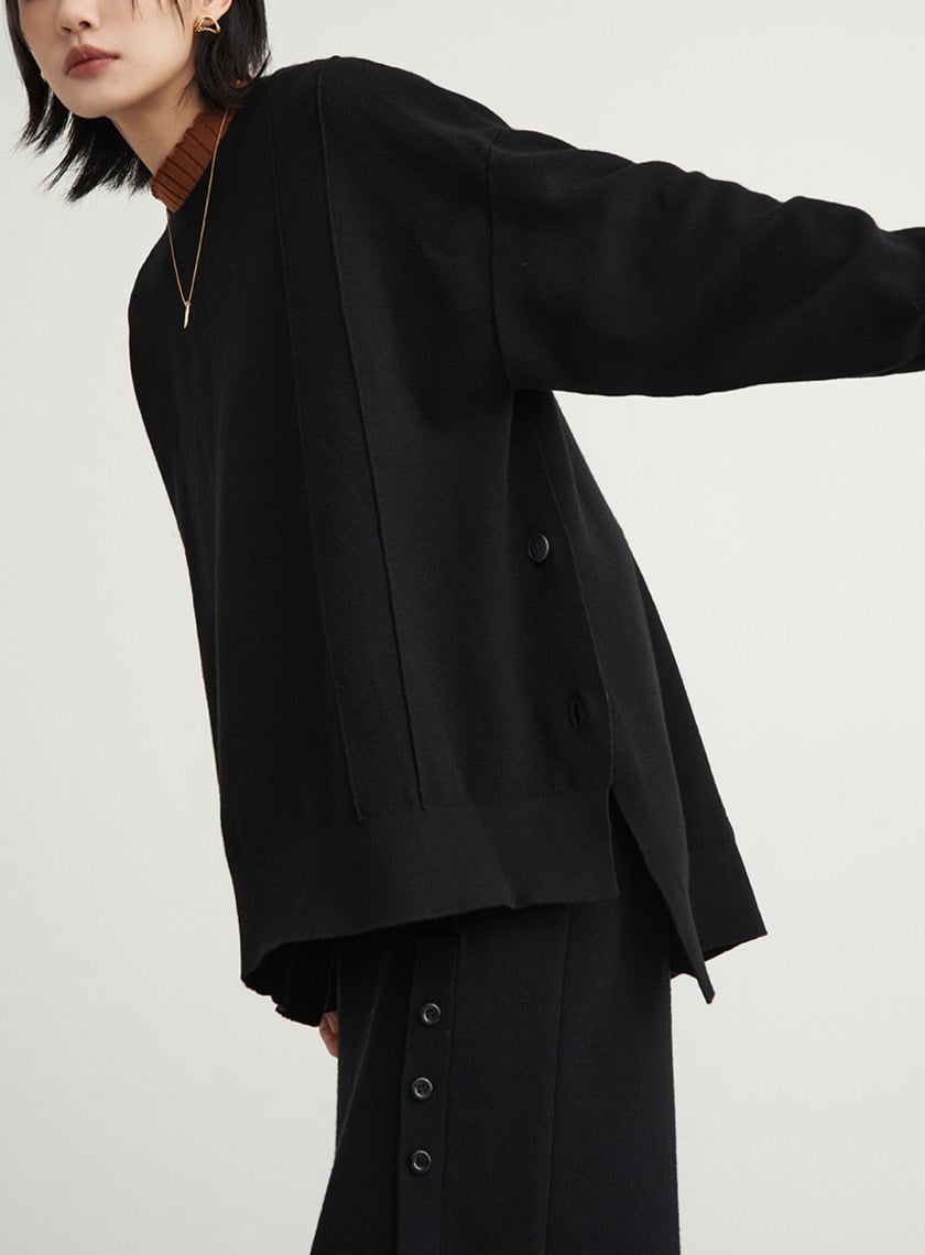 寬鬆開衩長袖針織上衣